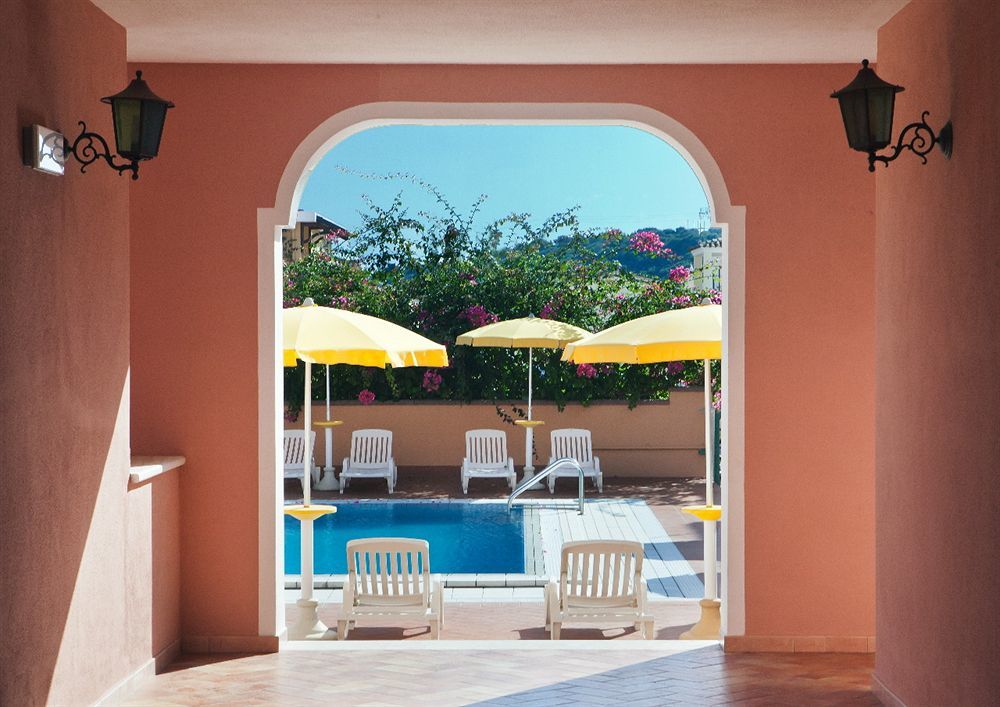 Residence Sos Alinos Cala Liberotto Kültér fotó