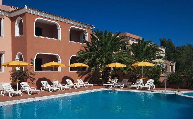 Residence Sos Alinos Cala Liberotto Kültér fotó