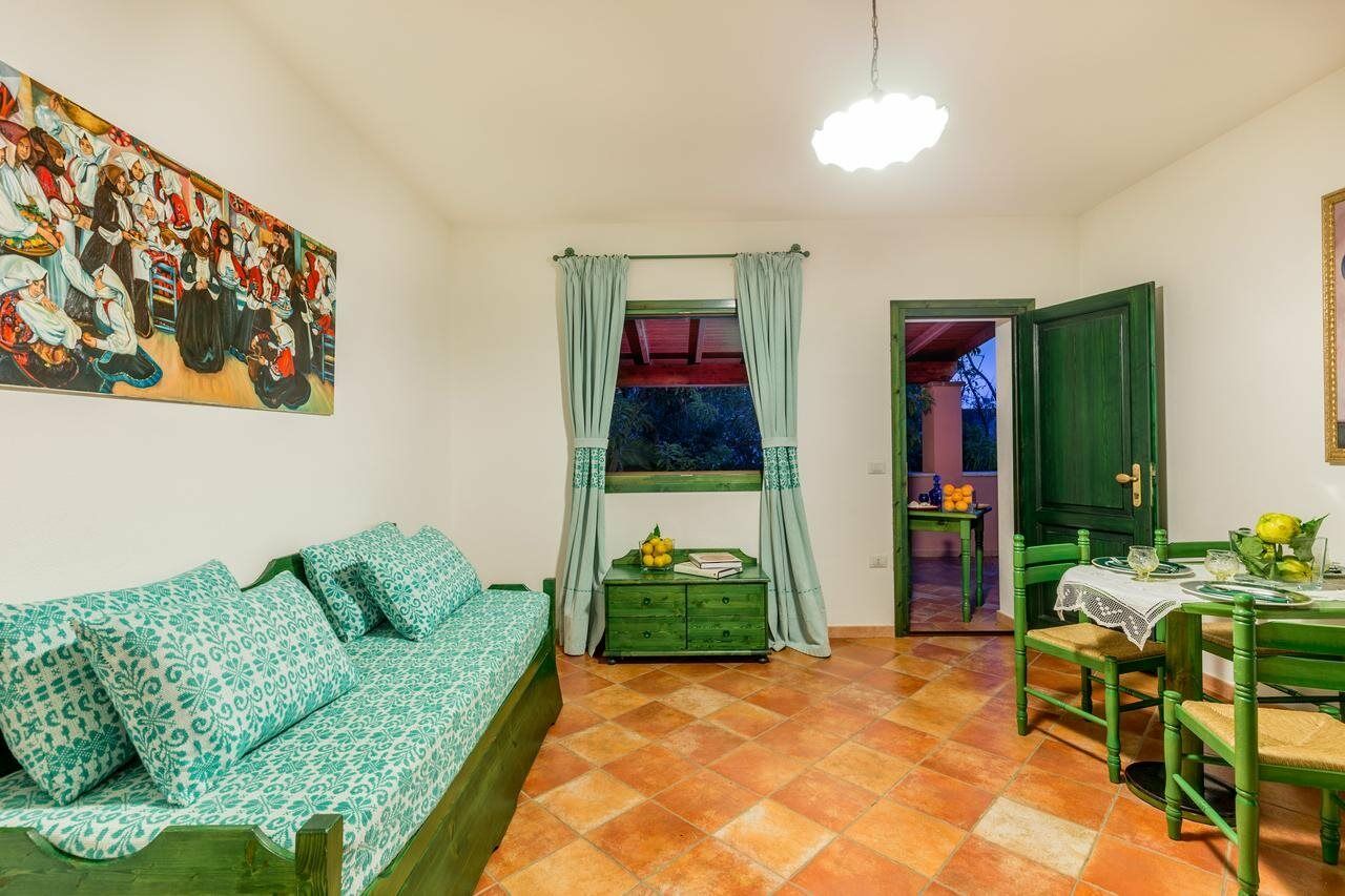 Residence Sos Alinos Cala Liberotto Kültér fotó