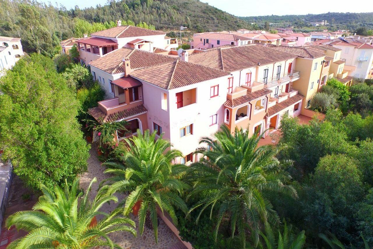 Residence Sos Alinos Cala Liberotto Kültér fotó